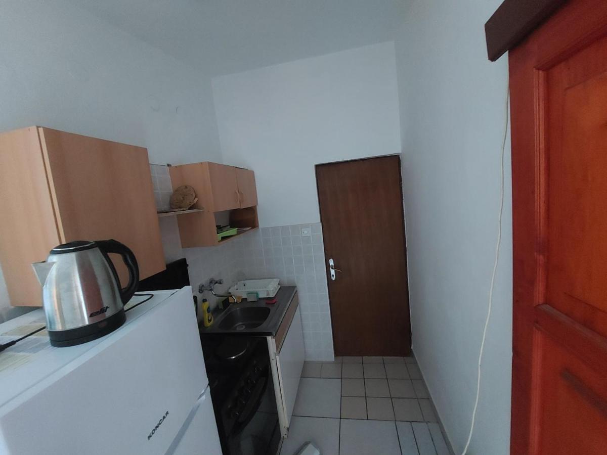 Studio Apartment Iva - 50 M From The Sea-Balcony Pag Town Exterior foto